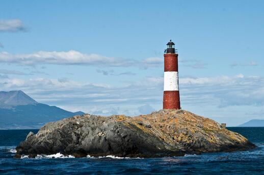 © Unsplash - Mario Gogh Navigation sur le canal de Beagle