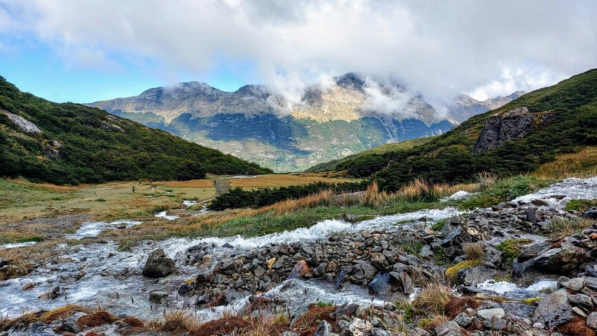 © Unsplash - Francisco Ghisletti Aventure au Parc National Terre de Feu : Trekking & Canoë