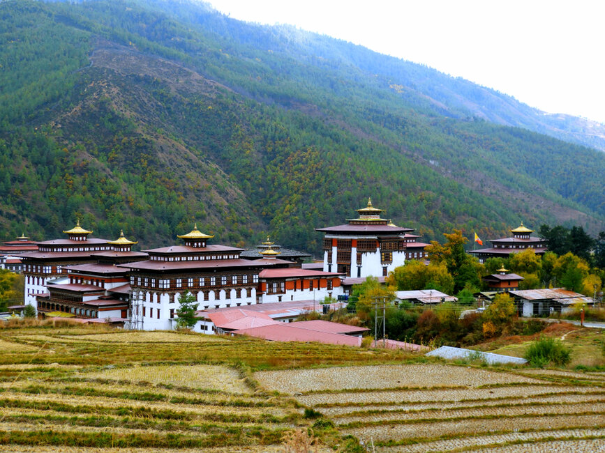 © Shutterstock - Inside_bhutan Tashi Chhoe Dzong