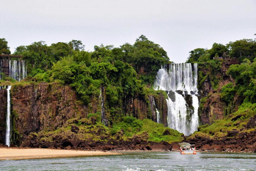 © Unsplash - Jeffrey Eisen Macuco Safari