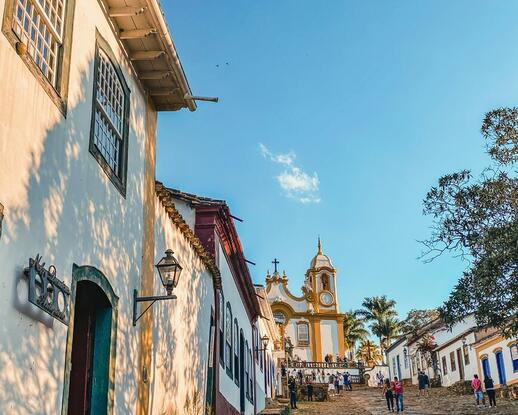 © Unsplash - Douglas Mendes Tiradentes