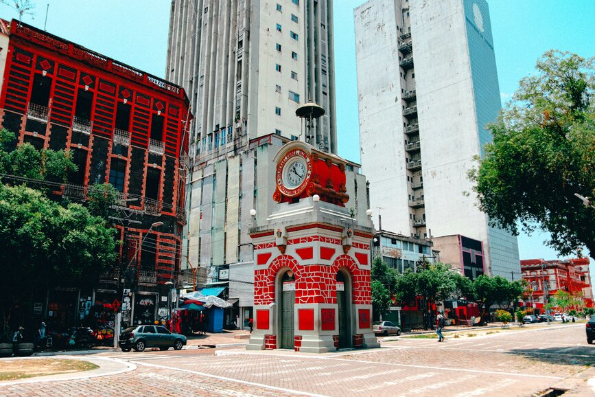 © Unsplash - soybreno Visite de la ville de Manaus
