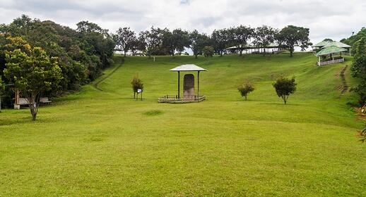 © Shutterstock - Matyas Rehak Site archéologique Alto de Los Ídolos (vers Isnos)
