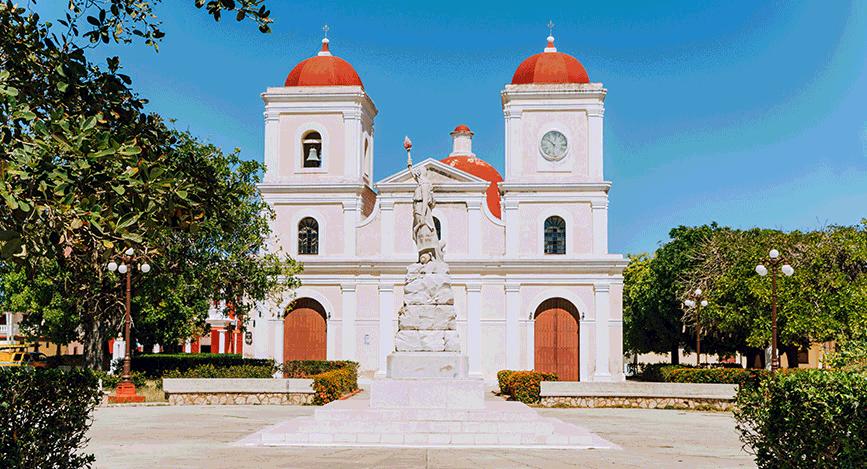 © IStock - Nikada Eglise San Fulgencio - Gibara