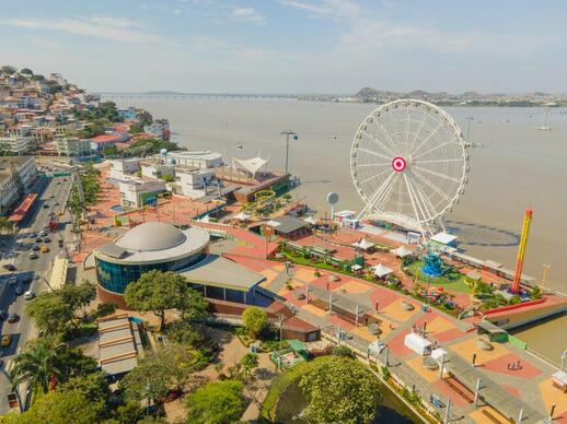 Malecon 2000
