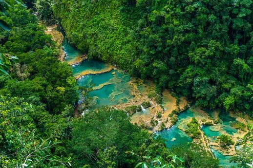 © Shutterstock - Maria Palacios Semuc Champey