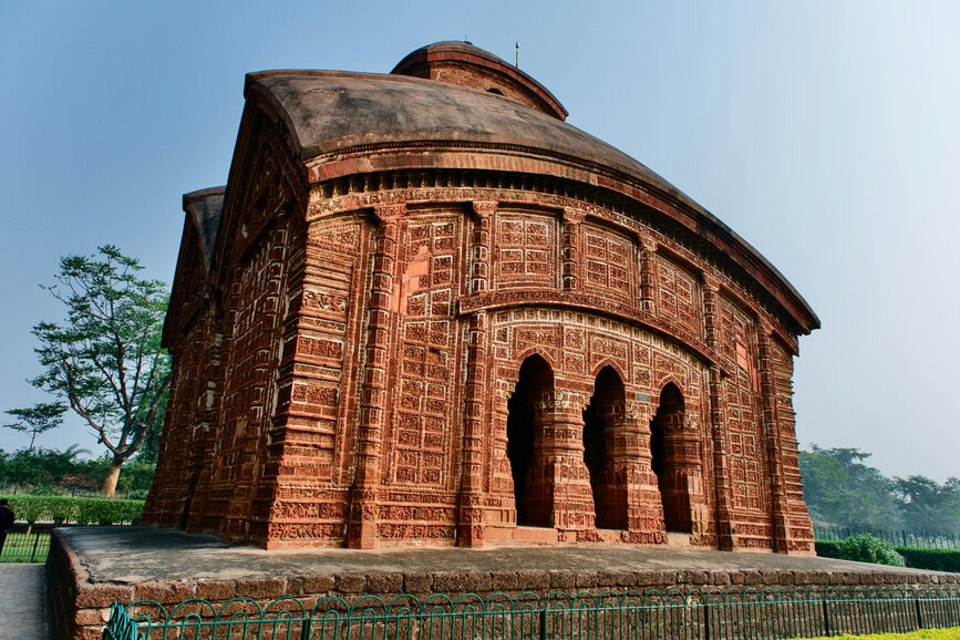 © Unsplash - Firoj Ali Le temple en terracota de Bishnupur