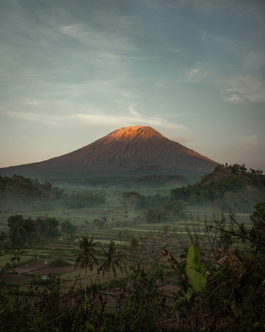 © Unsplash - Ankhurr Chawaak Gunung Agung
