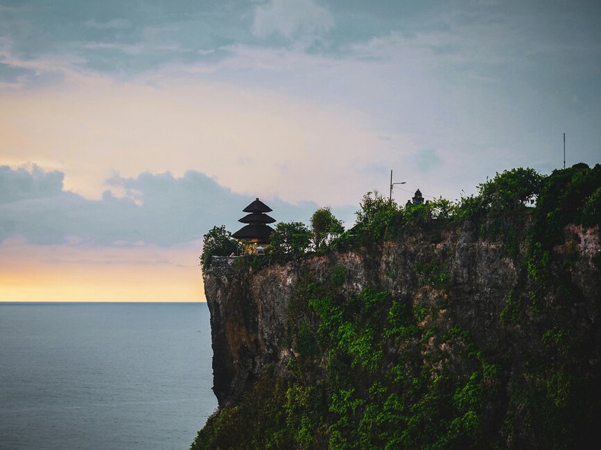 © Unsplash - Jainam Sheth Temple d'Ulawatu
