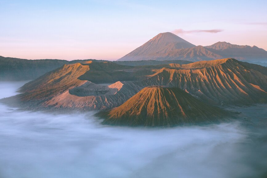 © Unsplash - Thomas Ciszewski Volcan Bromo, Java, Indonésie