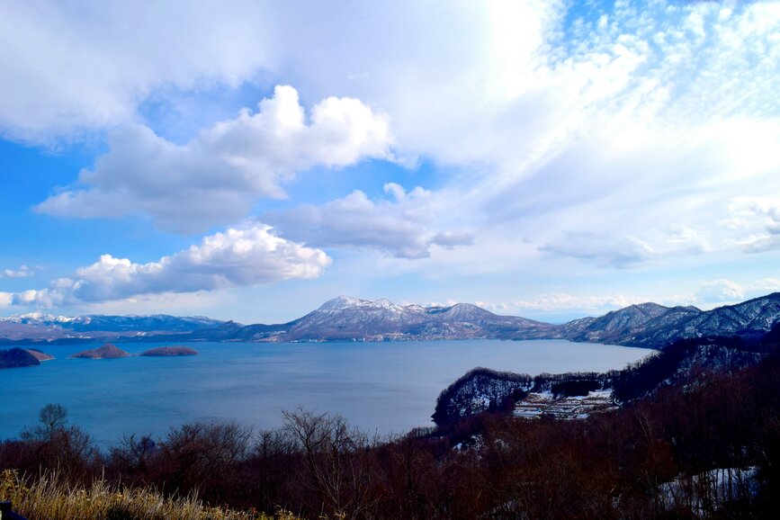 © Unsplash - Nopparuj Lamaikul Le lac Toya