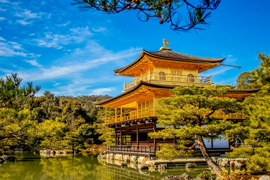 © Unsplash - Bagzhan Sadvakassov Le pavillon d'or