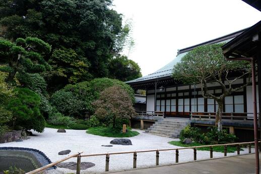 © Unsplash - Bagzhan Sadvakassov Un temple à Kamakura