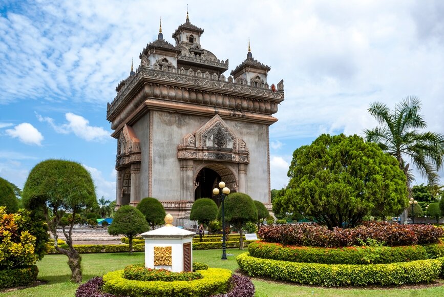 © Shutterstock - Jan Willem van Hofwegen Porte de la Victoire Vientiane