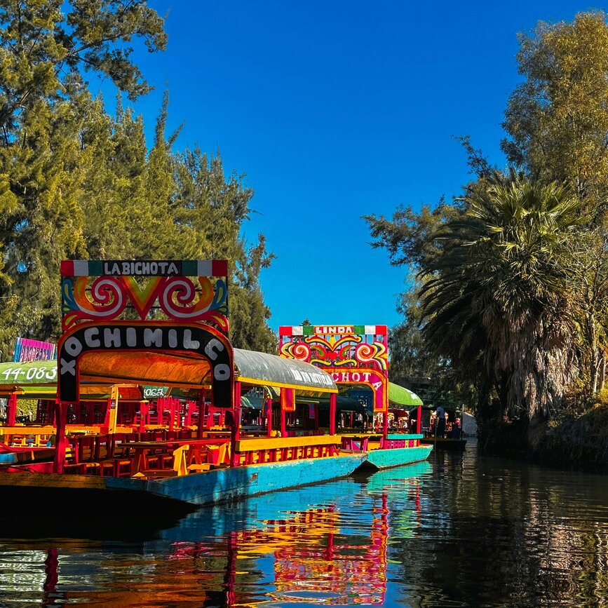 © Unsplash - Gabriel suazo Jardins flottants de Xochimilco