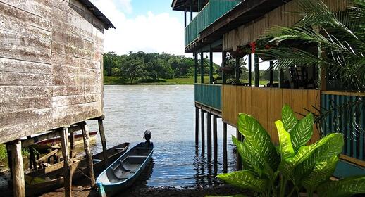Le Rio San Juan et son contact avec une nature intacte