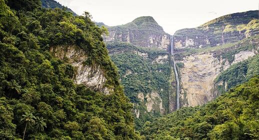 © Shutterstock - Joerg Steber Cascade de Gocta