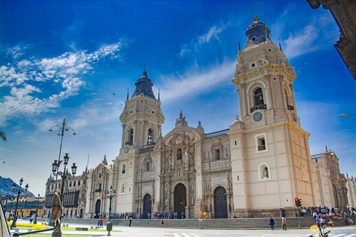 © Unsplash - Eduardo Garcia Cathédrale de Lima