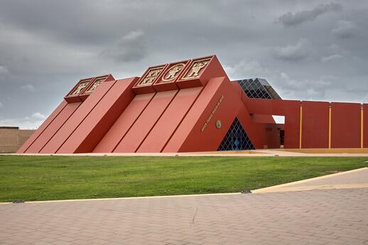© Shutterstock - BETO SANTILLAN Tumbas reales
