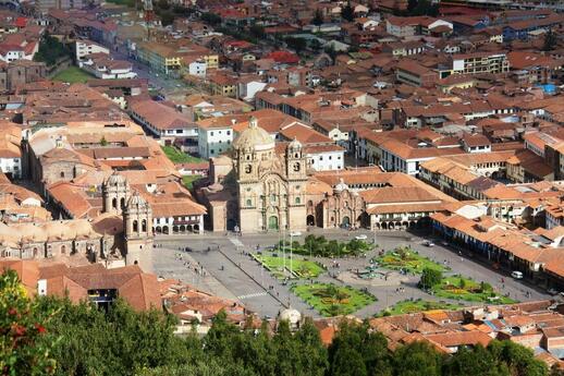 © Unsplash - Deb Dowd Plaza de Armas