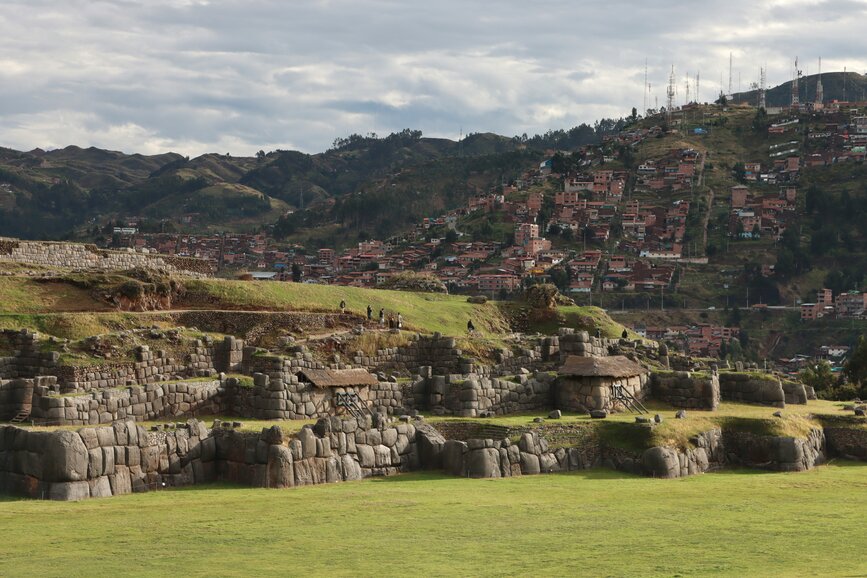 © Unsplash - Hongbin Sites incas sur les hauteurs de Cusco