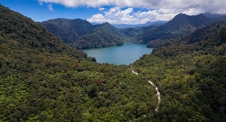 Balinsasayao Twin Lakes, Negros Island