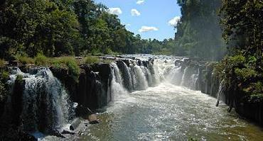 Visiter Plateau des Bolovens : chutes Tadxe Phasouam