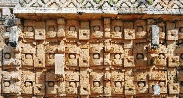 Visiter La ruta Puuc (UNESCO) : Kabah, Sayil, Labna