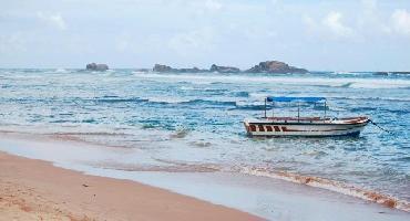 Visiter Plage d'Hikkaduwa