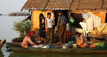 Visiter Village flottant de Chnok Tru et Phnom Oudong