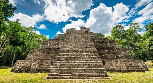 Visiter Cités mayas de Yaxha et Topoxte