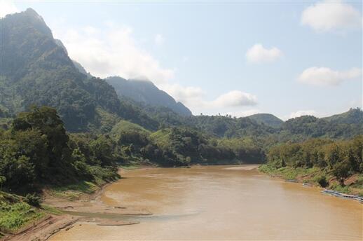 Visiter Croisière sur la Nam Ou pour Luang Prabang + grottes de Pak Ou