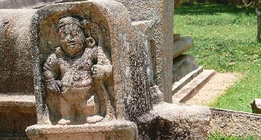 Visiter Ville Sainte d’Anuradhapura (UNESCO)