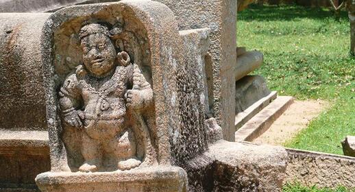 Visiter Ville Sainte d’Anuradhapura (UNESCO)